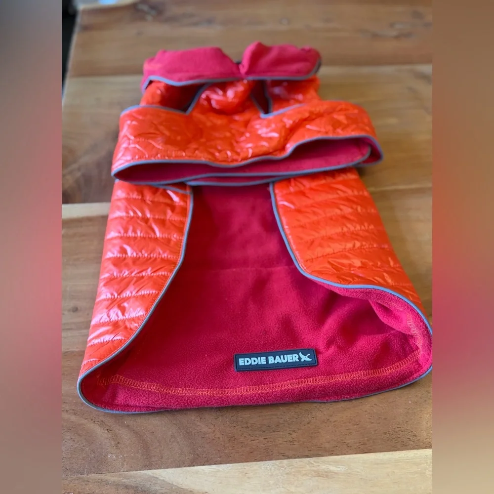 Eddie Bauer Reversible Quilted Dog Puffer - Large,‎ NWOT’s